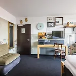 Aappartel Center - Kontaktloser Check-in 24h 4* Билефельд