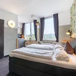 Aappartel Center - Kontaktloser Check-in 24h 4* Билефельд