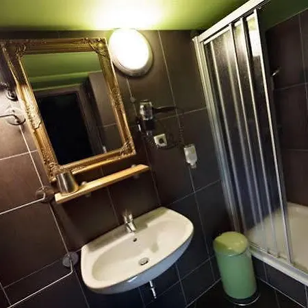 Aappartel Center - Kontaktloser Check-in 24h 4*